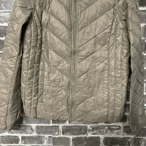 Michael Kors packable down fill puffer coat tan brown - Picture 7 of 10